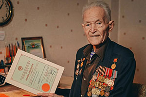 В Перми ветеран войны и изобретатель Виталий Шитов отметил 100-летний юбилей В Перми ветеран войны и изобретатель Виталий Шитов отметил 100-летний юбилей