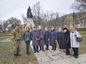 Ветераны Ессентуков посетили Лермонтовские места Ветераны Ессентуков посетили Лермонтовские места