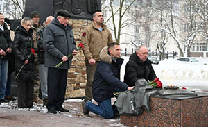 В Пензе почтили память десантников девятой роты           