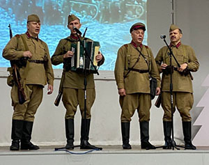 Ветераны МВД по Республике Карелия в составе творческих коллективов провели концерт в Петрозаводске