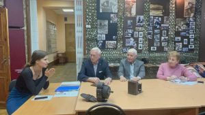 Ветераны района приняли участие в экскурсии по Музею военных кинооператоров