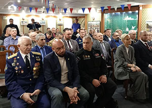 На ледоколе «Красин» обсудили патриотическое воспитание и поддержку ветеранов       