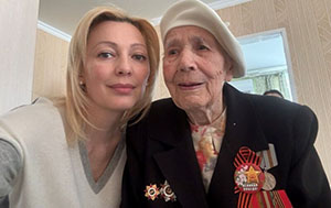 В Изобильном депутат Госдумы поздравила старейшего ветерана ВОВ со 104-летием