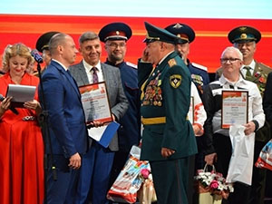 В Брянске состоялся Межрегиональный фестиваль хоров ветеранов «Ратному подвигу славу поем» 