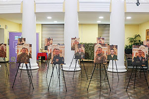 Выставка портретов участников СВО открылась в Находке                                 