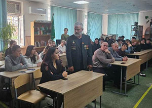 В Адыгее полицейские провели для студентов Урок мужества с участием ветеранов боевых действий в Афганистане