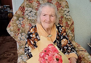 102 года отметила ветеран Великой Отечественной войны Александра Тимошина