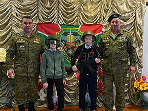 В Сокольской школе прошел урок мужества с ветеранами пограничных войск